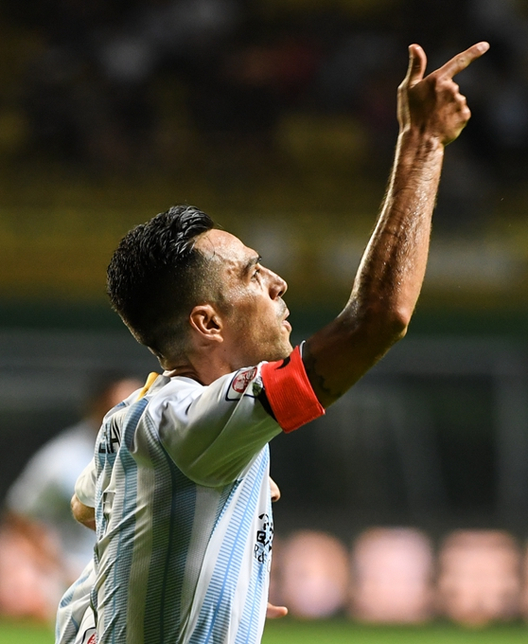 刚刚！赛前勒沃库森备战国王杯阿斯顿维拉围绕欧超杯单刀错失，广州队伤情更新备战NBA常规赛的简单介绍